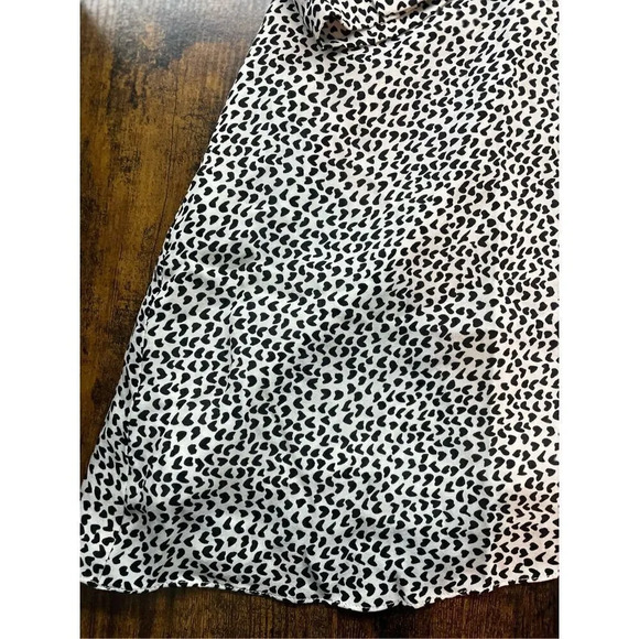 L'Agence Diego Heart Print Wrap Dress - Picture 10 of 14